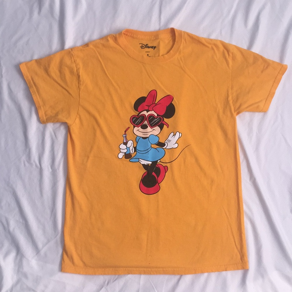 Distressed Minnie Mouse shirt , Perfect condition